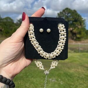 Elegant Pearl Necklace and Earring Set